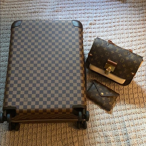 Louis Vuitton Handbags - 🦄 Carry-On Louis Vuitton Horizon 55